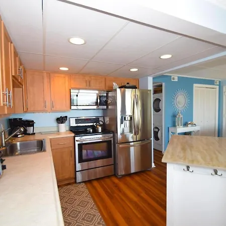 Thunder Island 109C Condo